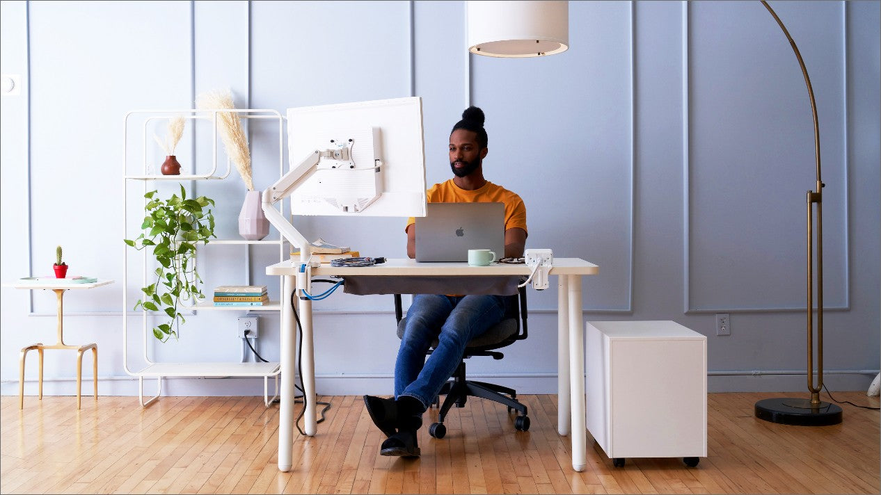 Optimize Small Office Spaces with Smart Furniture