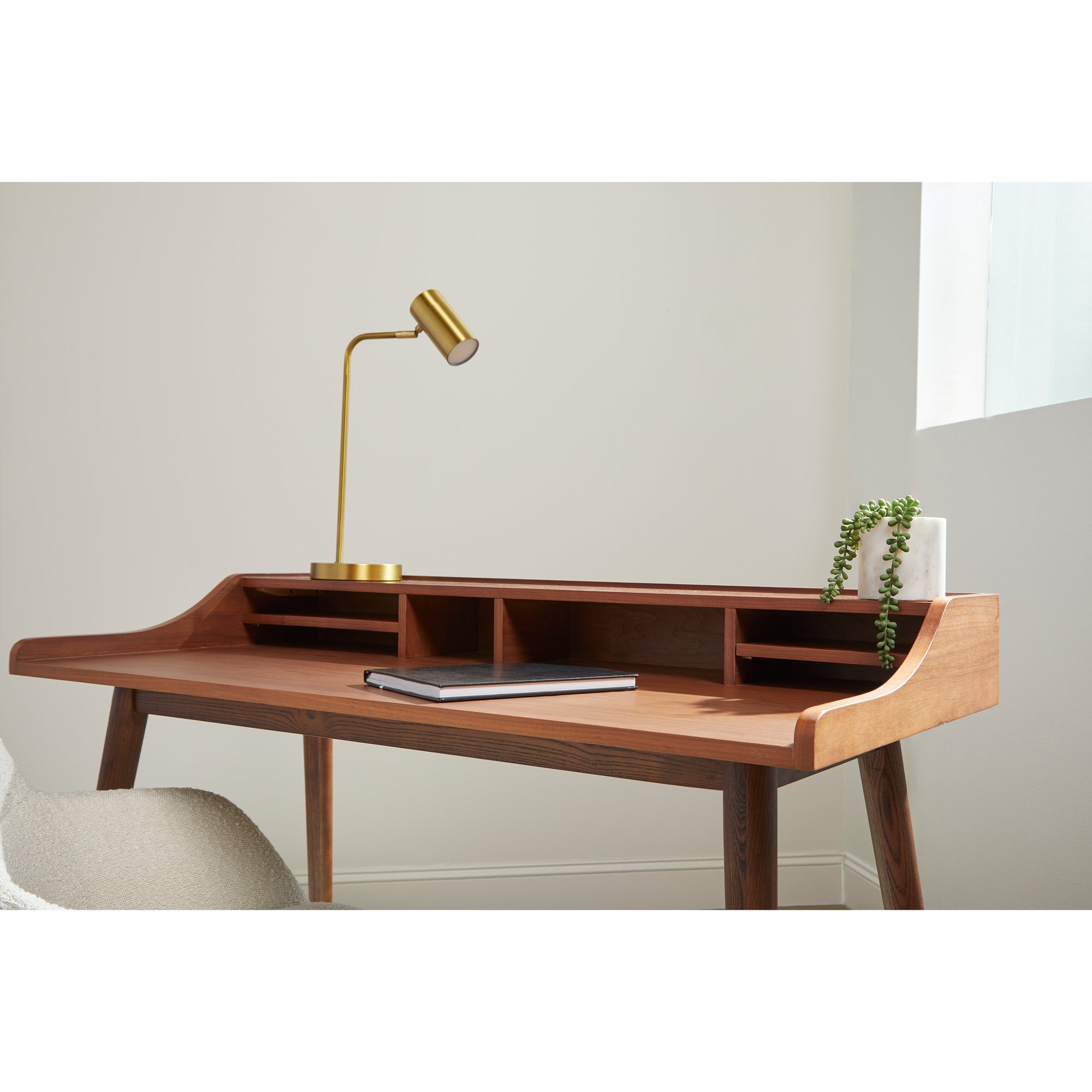 Flavio Office Desk - Kansas City Office Furniture